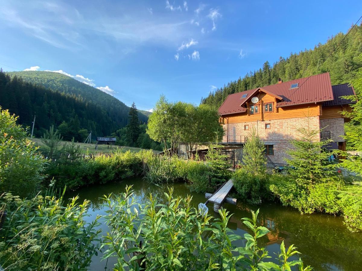 Під Магурою Hotel Vorokhta Exterior photo